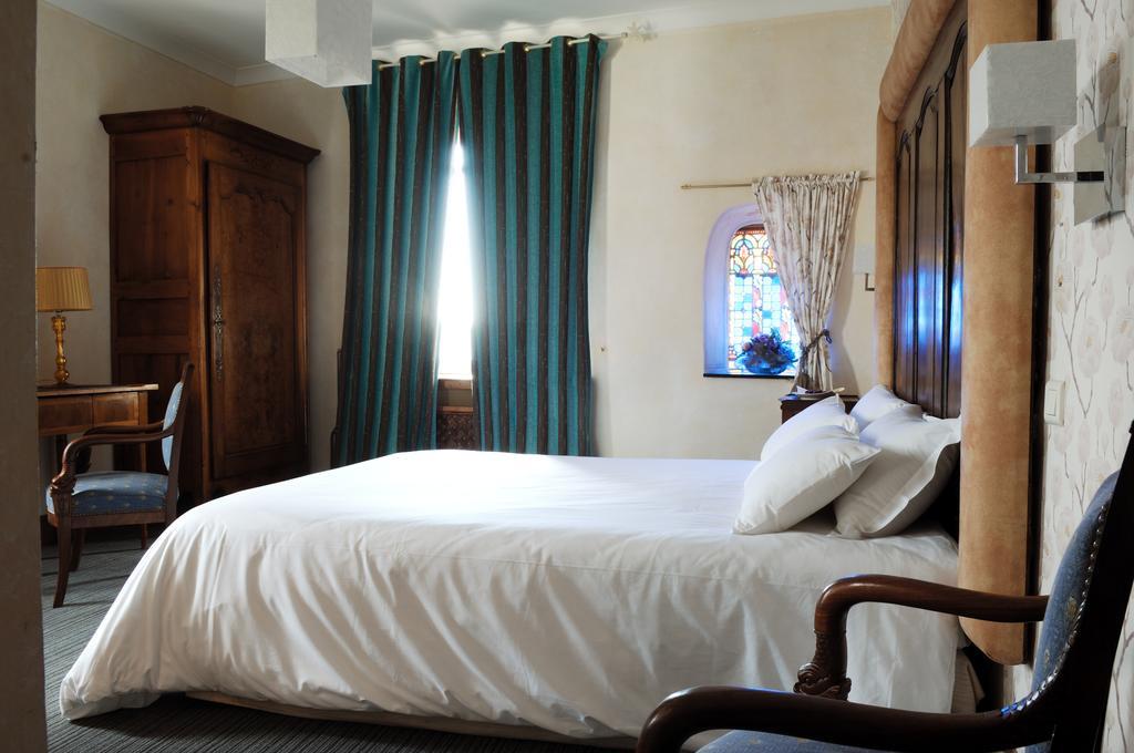 Hostellerie Jerome ラ・チュルビ 部屋 写真