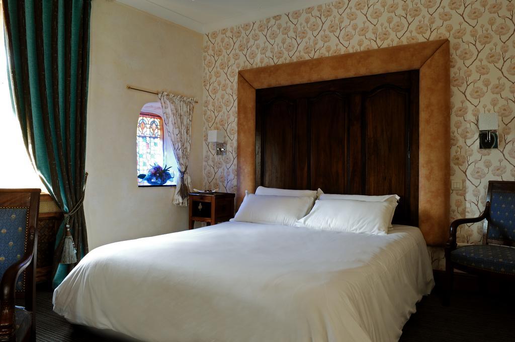 Hostellerie Jerome ラ・チュルビ 部屋 写真