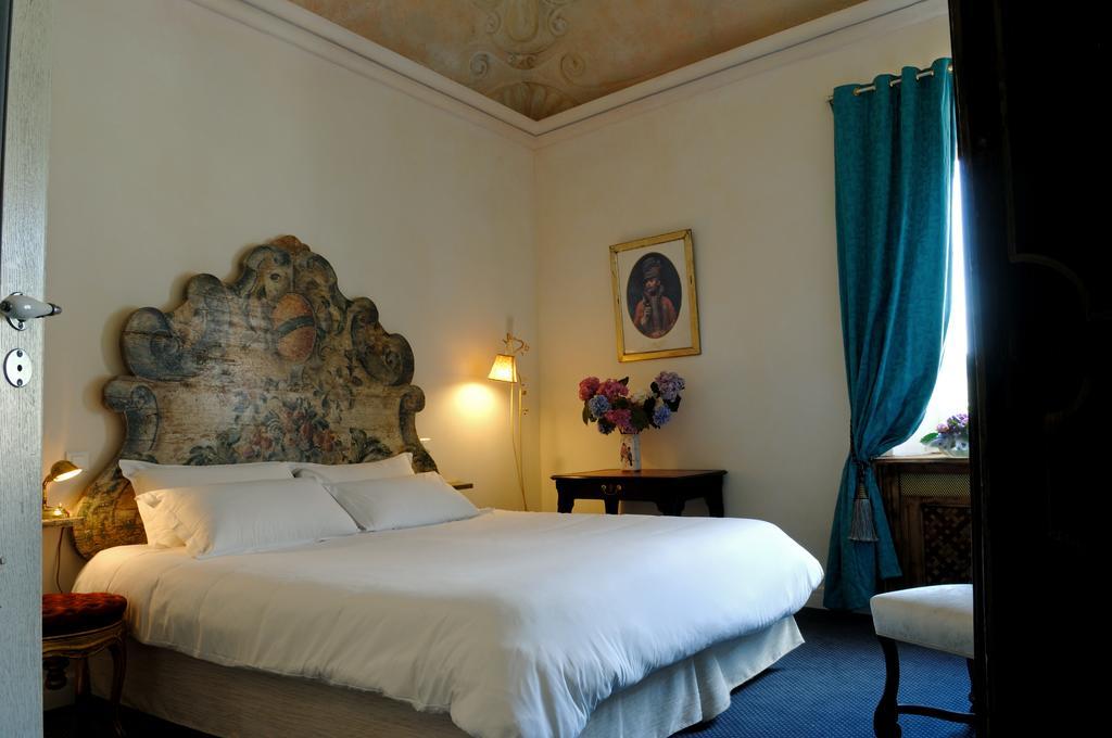 Hostellerie Jerome ラ・チュルビ 部屋 写真